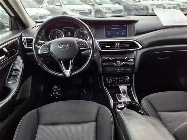 2018 INFINITI QX30 Base