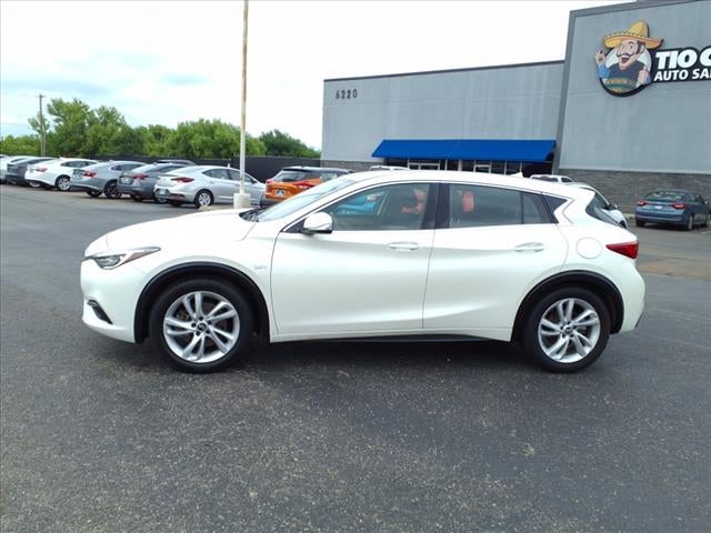 2018 INFINITI QX30 Base