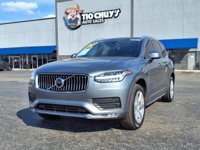 2020 Volvo XC90 T6 Momentum 6-Passenger