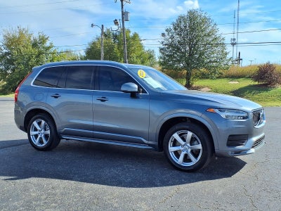 2020 Volvo XC90 T6 Momentum 6-Passenger