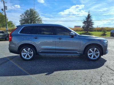 2020 Volvo XC90 T6 Momentum 6-Passenger