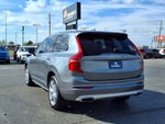 2020 Volvo XC90 T6 Momentum 6-Passenger