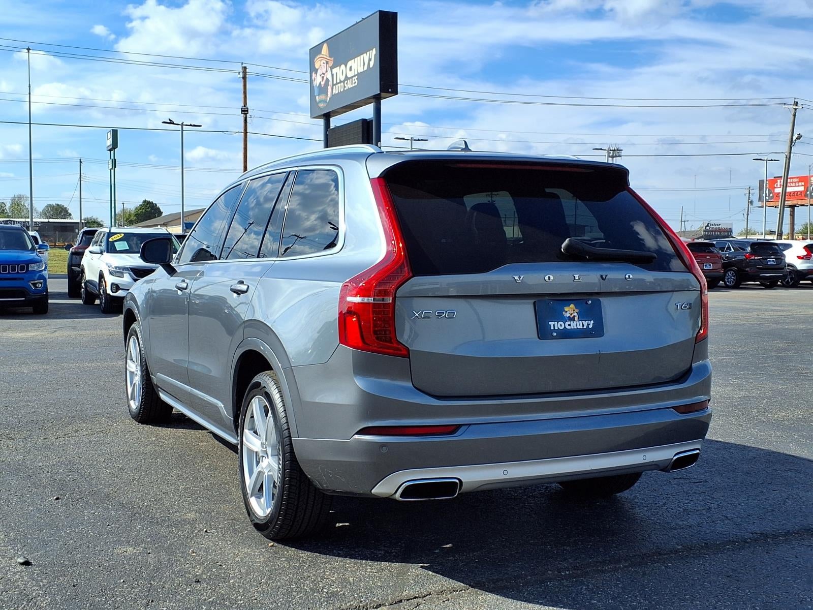 2020 Volvo XC90 T6 Momentum 6-Passenger