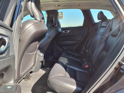 2020 Volvo XC60 T6 Momentum