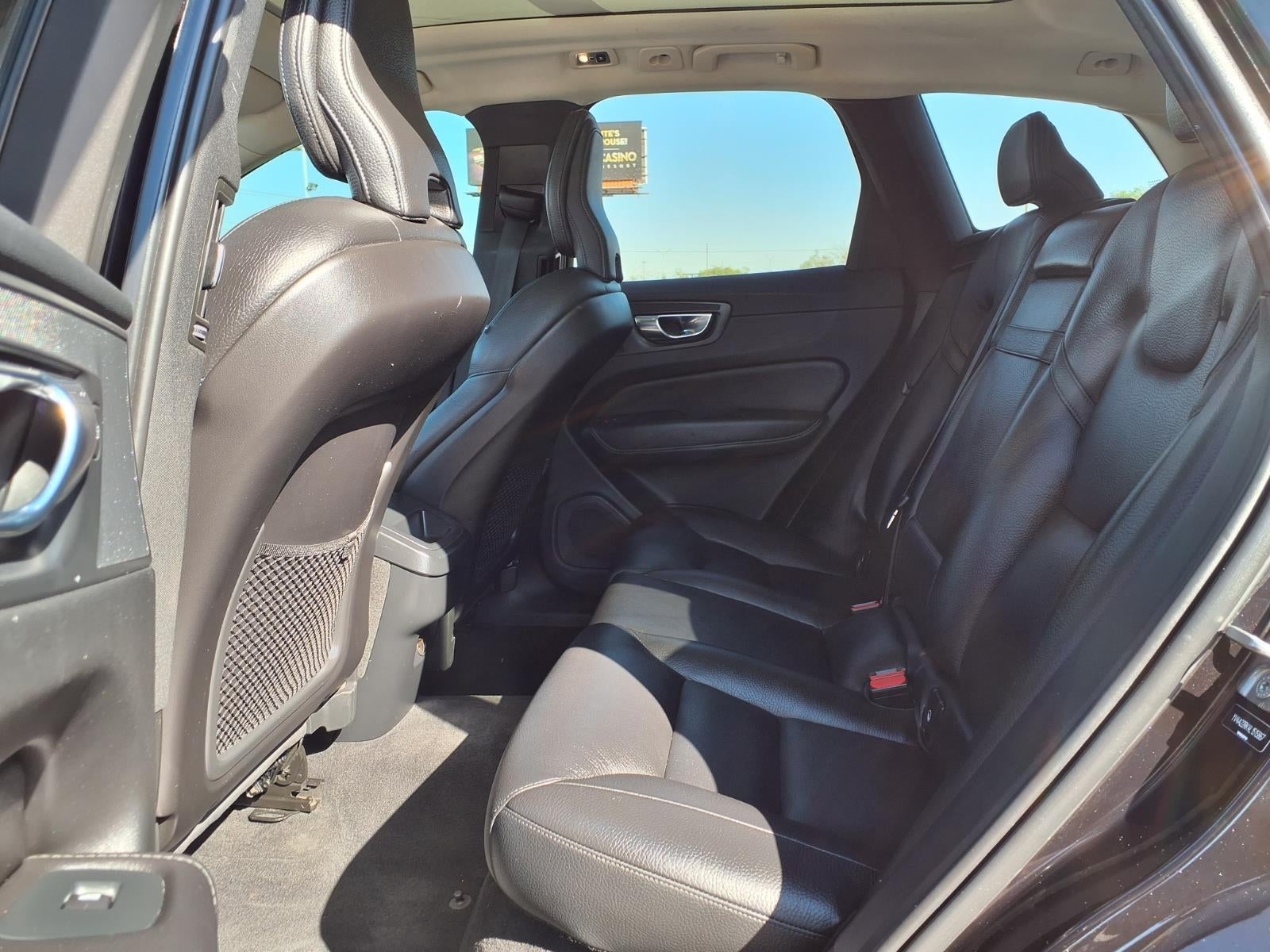 2020 Volvo XC60 T6 Momentum