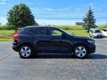 2021 Volvo XC40 T4 Momentum