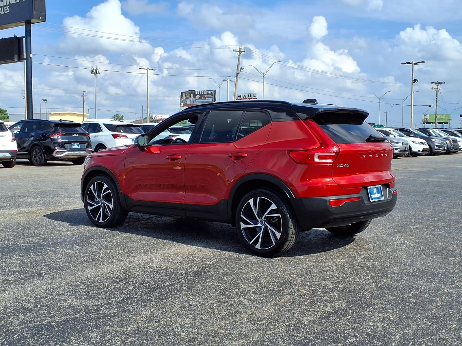 2021 Volvo XC40 T4 R-Design
