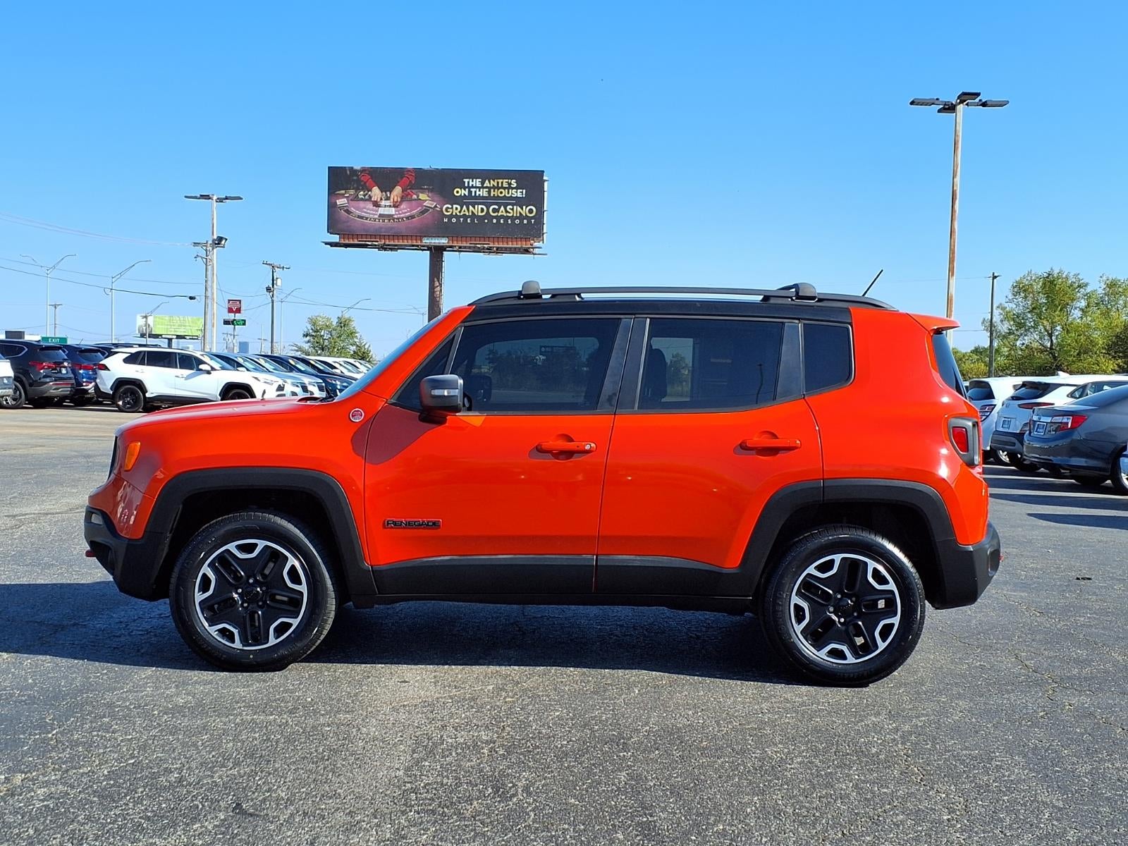 2016 Jeep Renegade Trailhawk